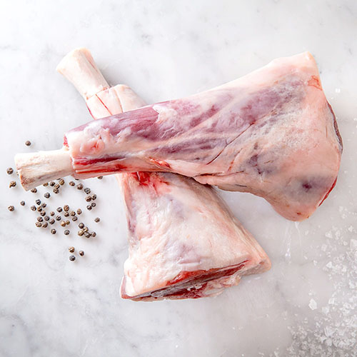 leg of lamb with black pepper